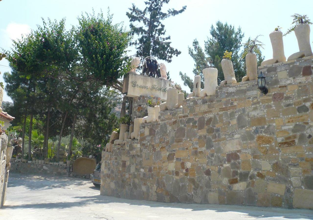 Greenfields Country Club 레메소스 외부 사진